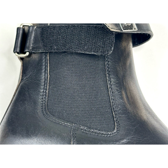 Steve Madden Gates Chelsea Boots Black Distressed Leather Women's 7M Buckle Lug - Picture 12 of 15